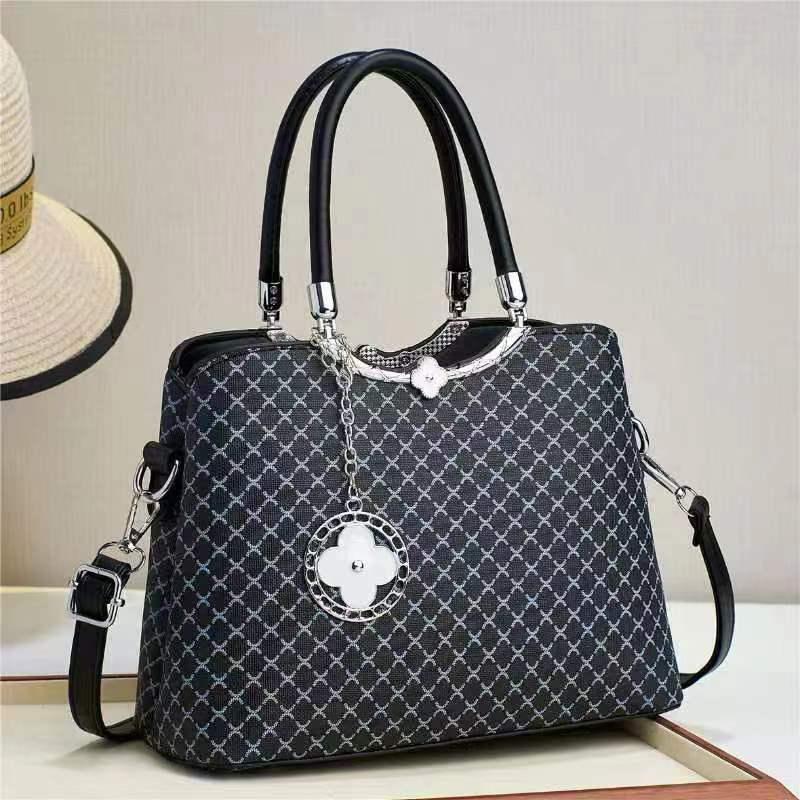 Opulent Allure: Imported High-End Quality Leather Handbag with Long Belt and Smooth Zipper
